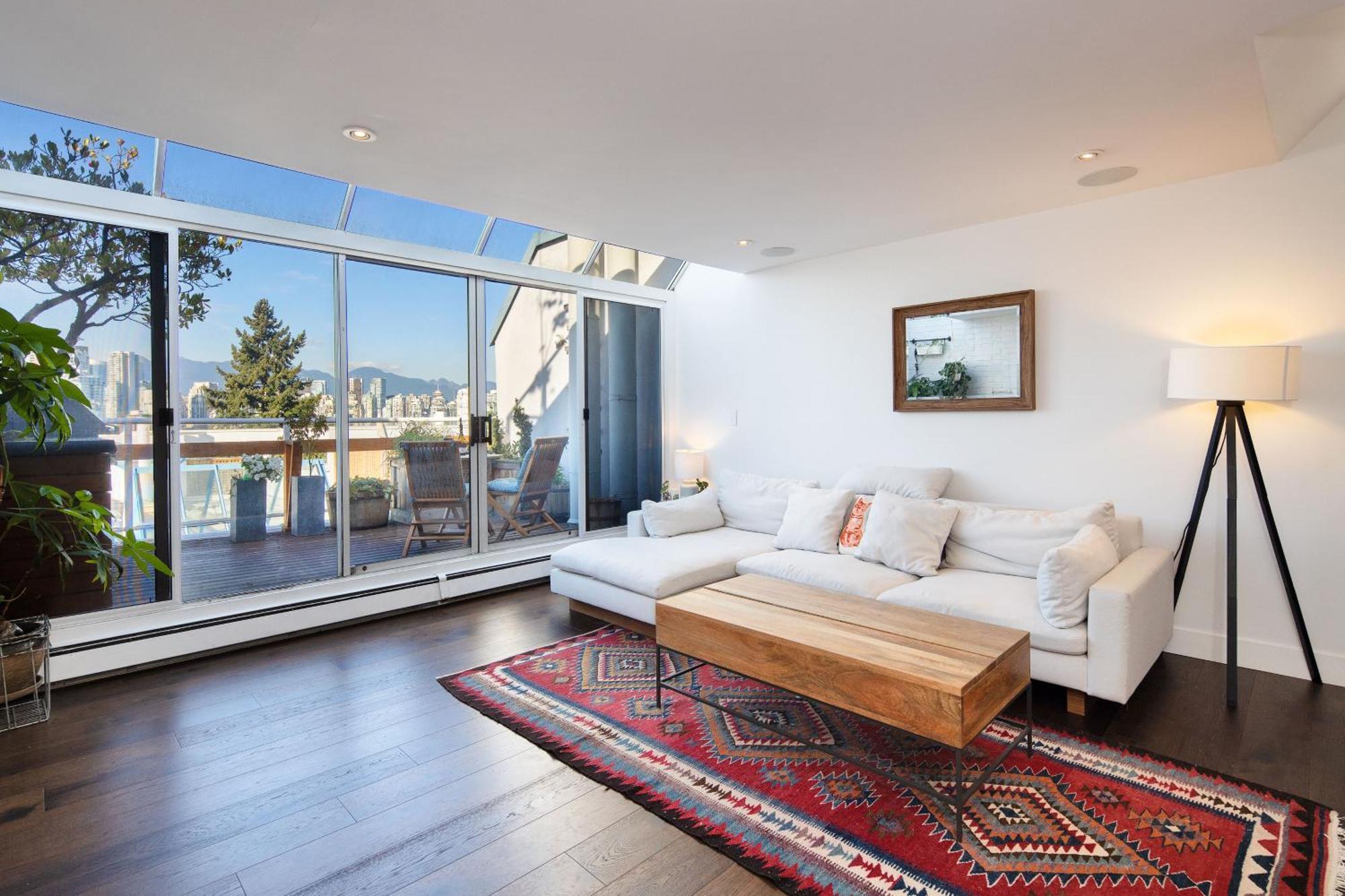 Stunning Views Penthouse Suite Ванкувер Экстерьер фото